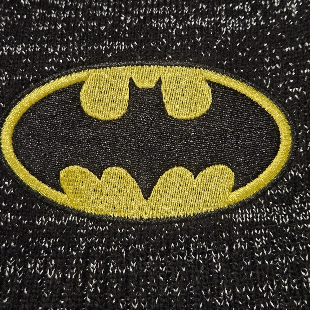 Batman Beanie - Picture 4 of 9